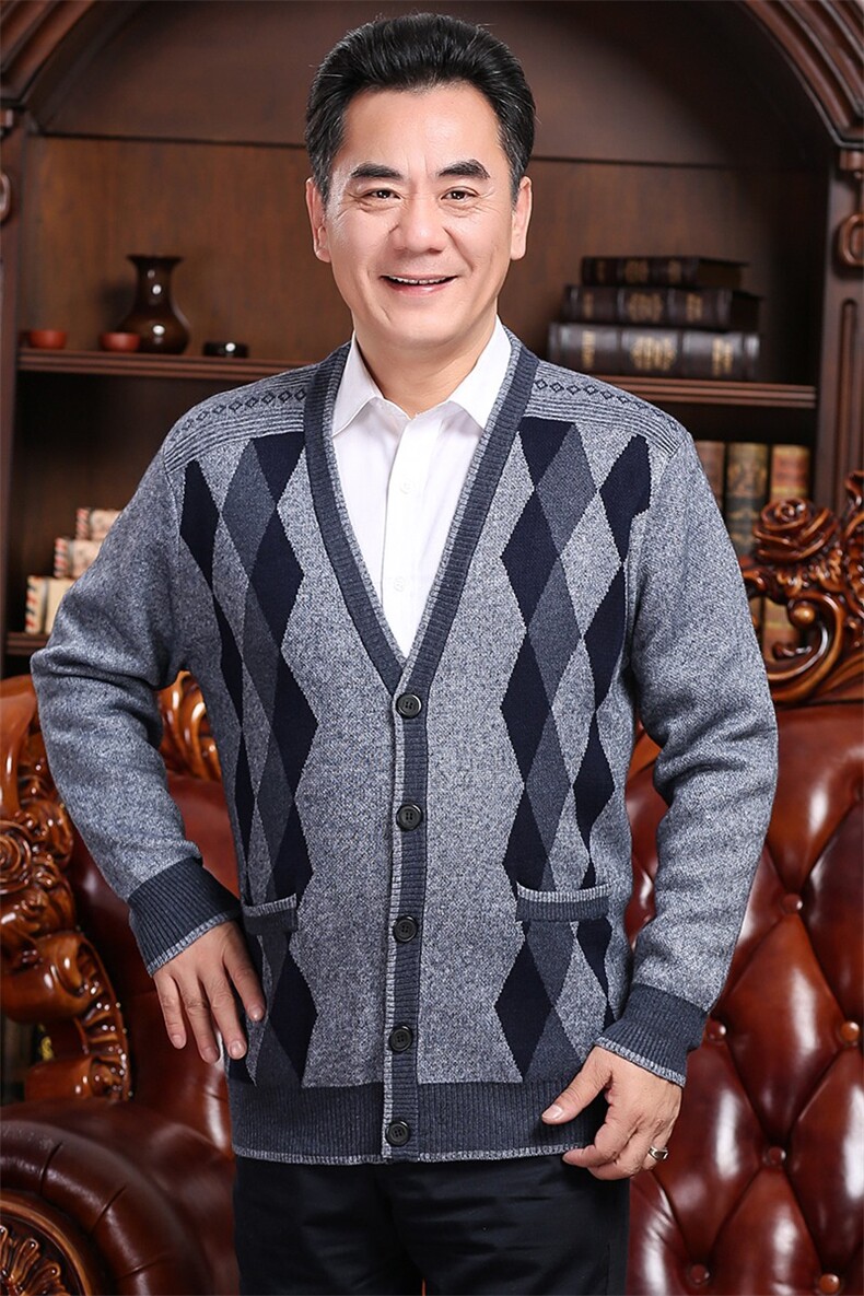 2024秋冬新款中老年男款V领菱格拼色开衫,男装羊绒开衫,衣恋羊绒