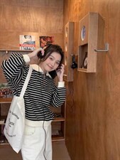 秋季条纹卫衣，女装卫衣/绒衫，依纤