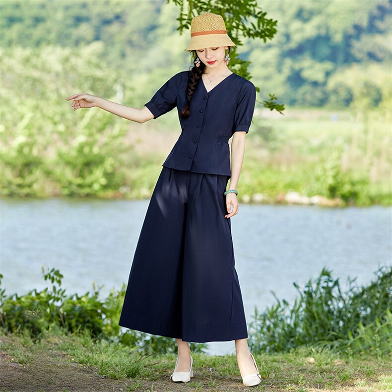 藏青色V领短袖衬衫阔腿裤两件套女夏季新款时尚气质显瘦穿搭套装,女装套装/套裙,水衣源