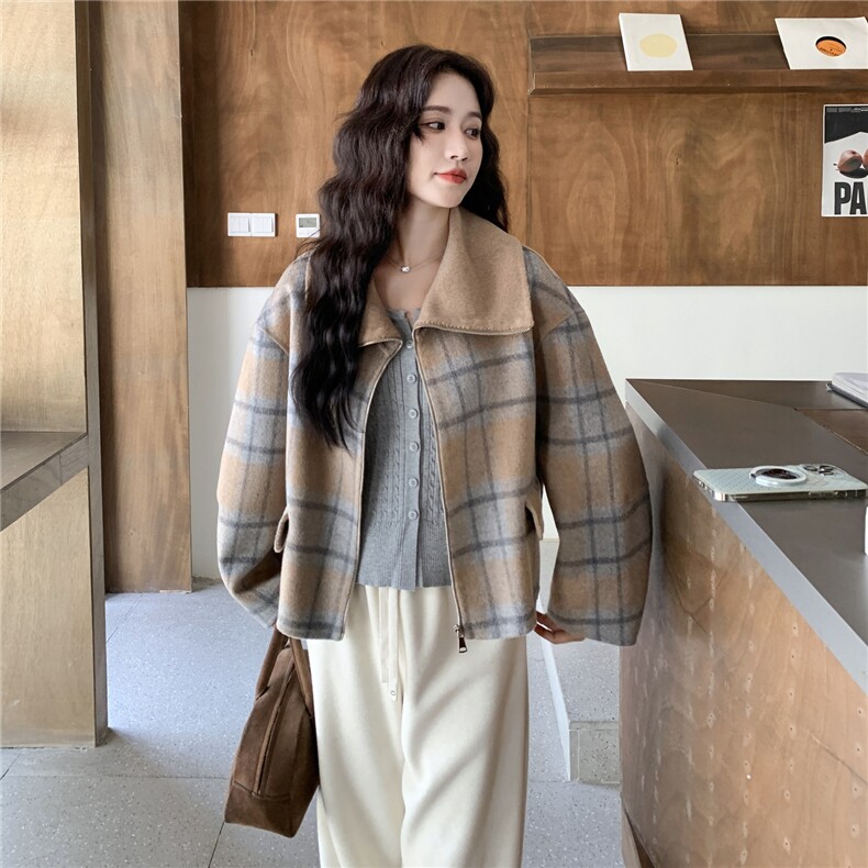 卡其色格子双面呢羊毛大衣女秋2025新款学院风小个子韩系毛呢外套,女装短外套,2C057