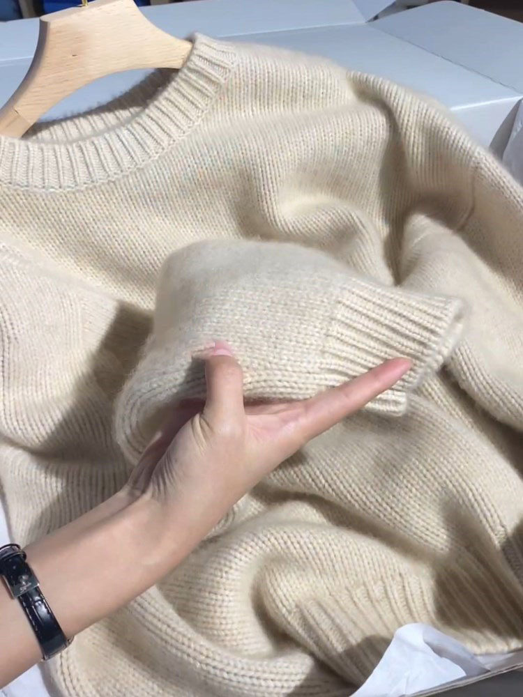 简约风！软糯圆领100针织衫女宽松毛衣秋冬短款打底羊毛衫图片