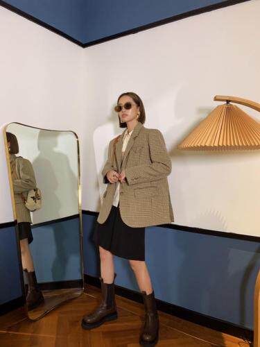 早春新品经典小格纹三角手巾袋西服外套，女装，AUDREY WANG