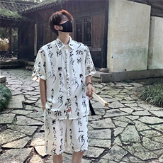 白色