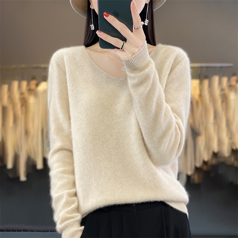 一线成衣100羊毛V领打底衫女2024新款秋冬内搭宽松显瘦针织毛衣,女装羊毛衫,羿纯羊绒
