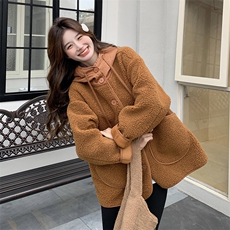新品2c113-8832-P175-K268皮毛一体外套，女装短外套，2C113