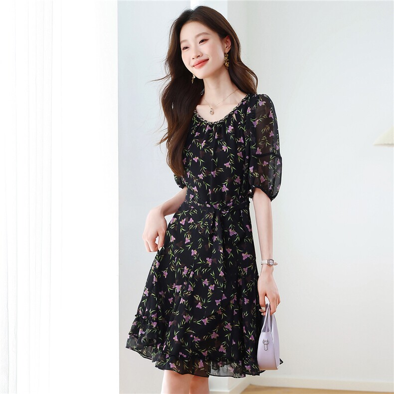 时尚雪纺碎花连衣裙女2025夏今年流行爆款小个子气质修身减龄裙子,女装连衣裙,布芭啦