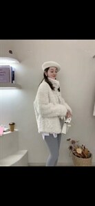 冬季牛角扣皮毛一体图片