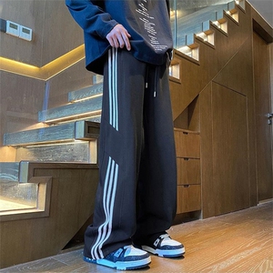 抖音得物高品质 26春装重磅潮流运动三条杠宽松直筒休闲卫裤K360图片