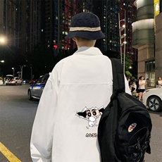 粉红色