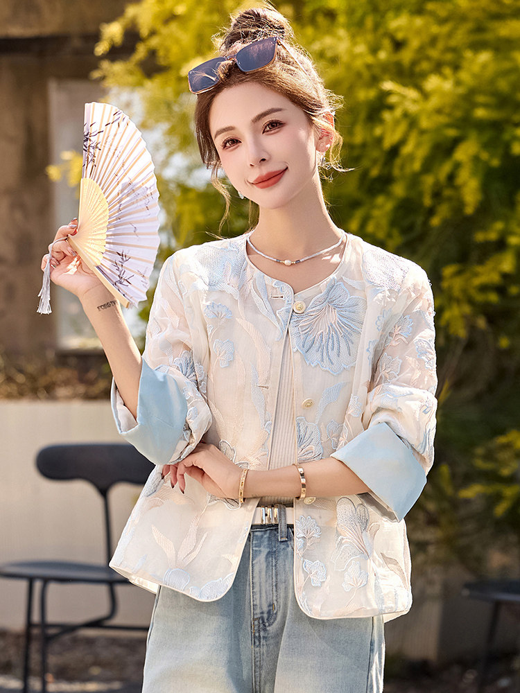 开春轻薄外套女2026夏新款超好看新中式国风小香风短款白色防晒衣,女装短外套,众宇琦