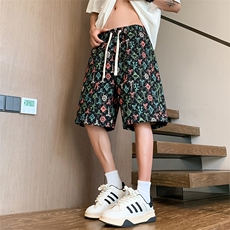 黑色