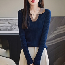 藏蓝色