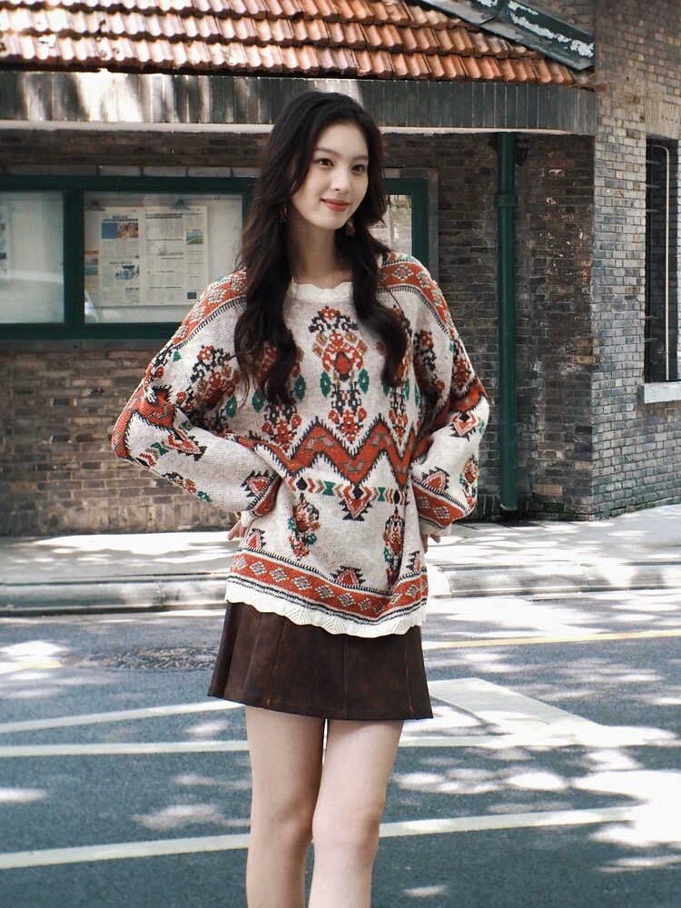 2025年秋季民族异域风提花毛衫百搭宽松休闲减龄套头针织衫，女装针织衫/毛衣，织己羊绒