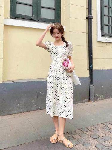 新款连衣裙，女装连衣裙，雨恋依香