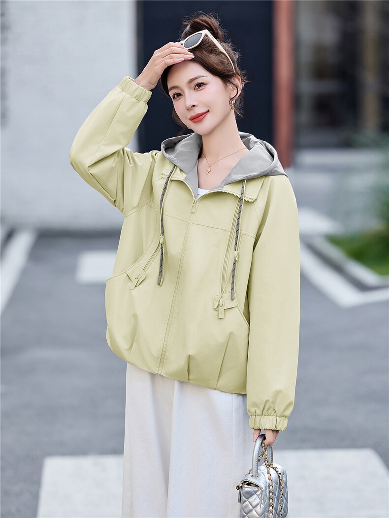 短款风衣外套女2026春季新款拼色连帽拉链夹克小个子休闲户外上衣,女装短外套,恋慕依尚