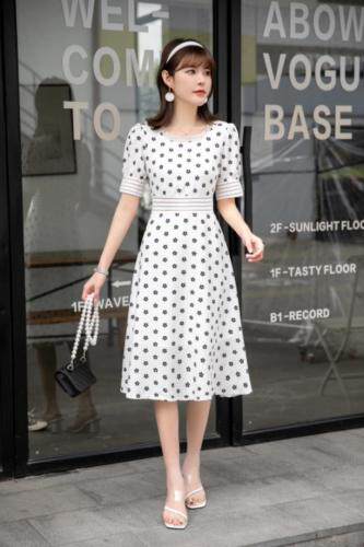 雪纺麻料连衣裙，女装连衣裙，艾美欧歌