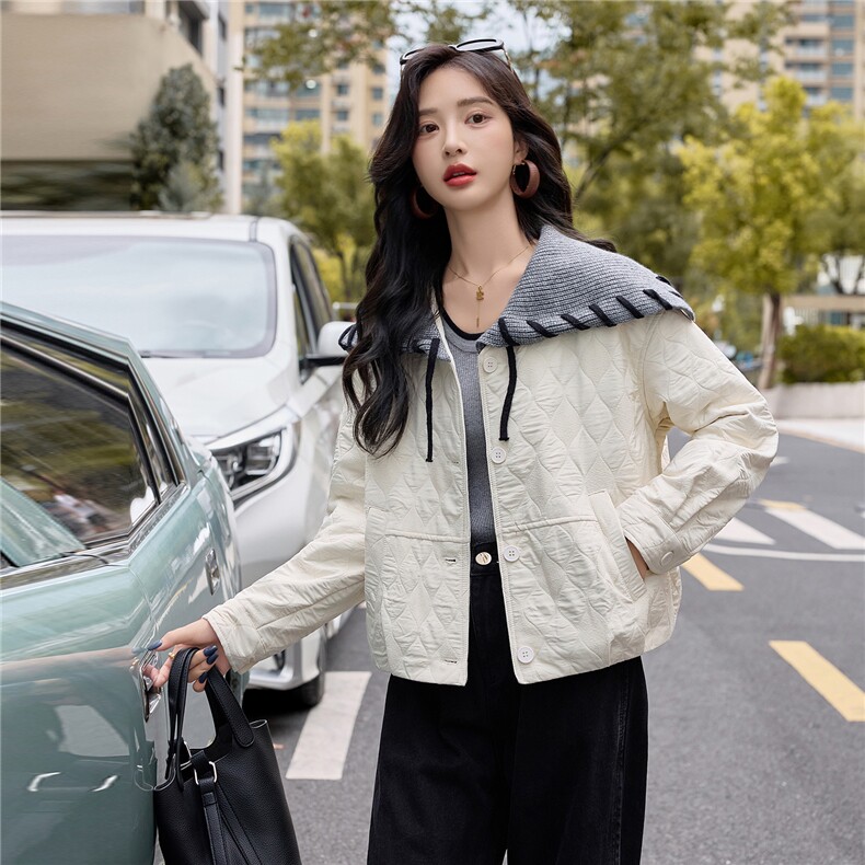 2025秋装新款时尚休闲针织翻领拼接外套,女装短外套,依路服饰