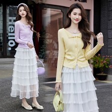 现货2026年春季气质优雅时尚潮流通用女针织衫上衣蕾丝连衣裙套装，女装套装/套裙，奋斗女王