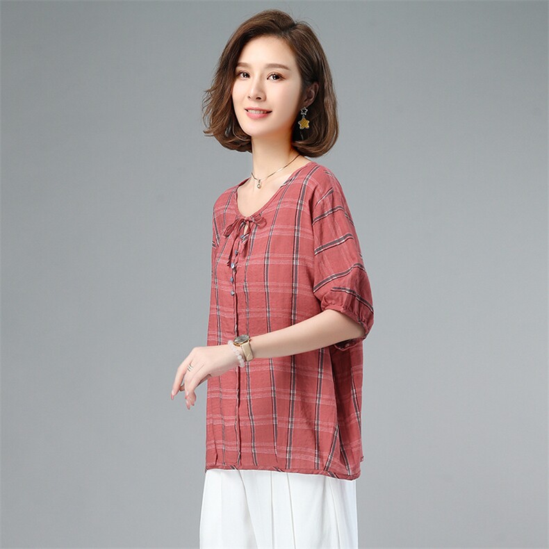 2021夏季新款时尚休闲舒适气质减龄圆领格纹小衫,女装T恤,梦芯尔
