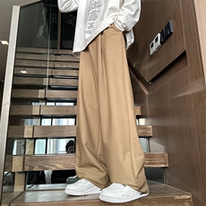卡其色