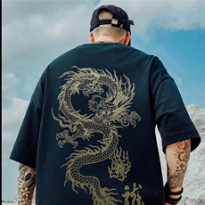 黑色