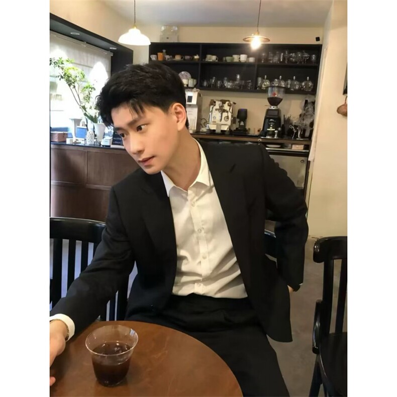 气质流行ins文艺日系原宿潮流慵懒简约垫肩西服时尚百搭新款图片
