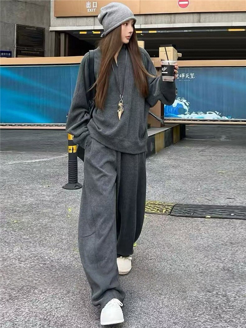 时尚休闲套装女秋季新款宽松洋气减龄纯色圆领卫衣阔腿长裤两件套,女装套装/套裙,江南
