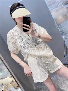 蕾丝套装图片