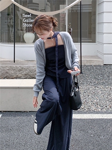洋气时髦设计感复古格纹套装女2026春夏新款开衫吊带阔腿裤三件套图片