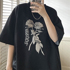 黑色