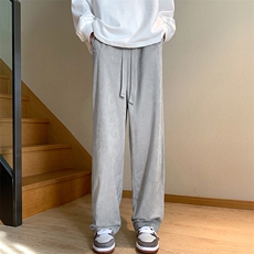 灰色