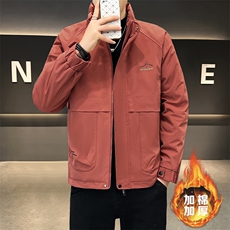 酒红色