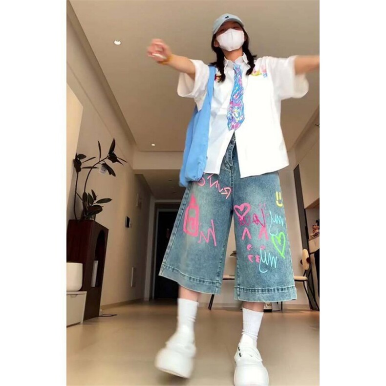AK2312-P50卡通印花七分牛仔裤新款辣妹美式宽松显瘦阔腿短裤图片