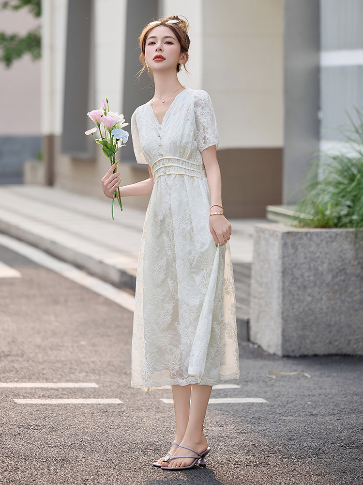 2025年夏季新款优雅刺绣连衣裙,女装连衣裙,臻衣坊