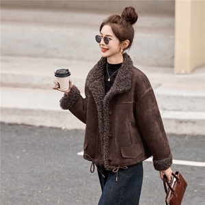 麂皮绒皮毛一体羊羔毛外套女秋冬2025新款机车服棉服图片