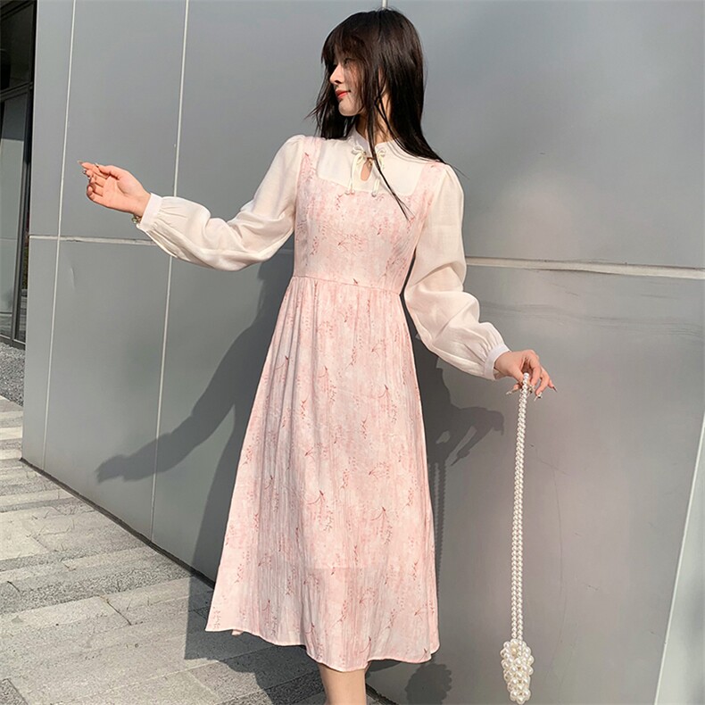 现货2024年春季女民族风盘扣领口修身显瘦网红法式连衣裙,女装连衣裙,煊芮熙
