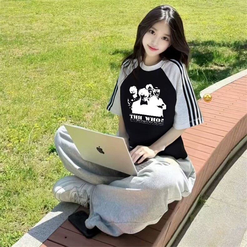 抖音得物品质二开240克宽松纯棉美式潮牌插肩三杠织带短袖T恤图片