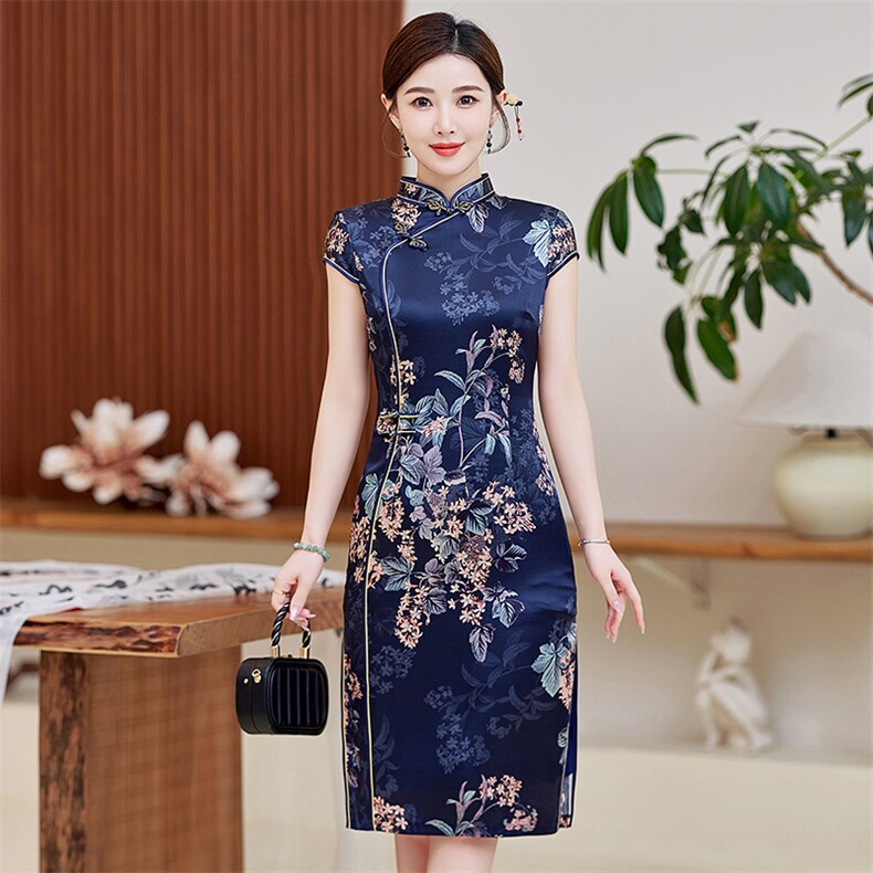 杭州品质真丝长裙复古印花连衣裙女春夏日常修身潮流桑蚕丝旗袍,女装汉服/婚纱/旗袍/礼服,小荷流