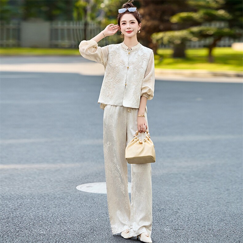 2025春上新复古风重工穿搭两件套高级感提花马甲两件套,女装套装/套裙,然然