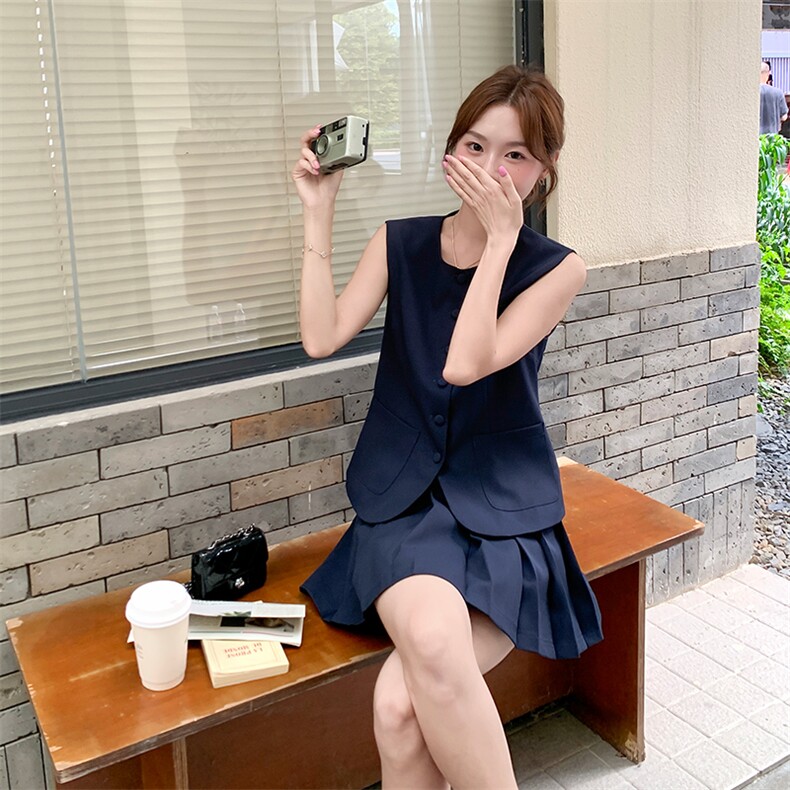 刺绣藏青色无袖背心马甲百褶裙套装女夏两件套大方得体爆款流行,女装套装/套裙,纯色衣恋