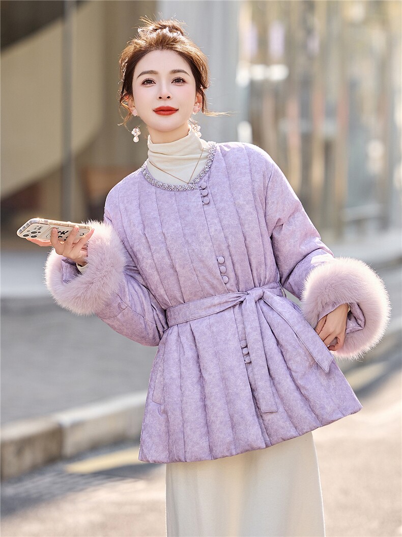 2025年冬季短款依如秀收腰狐狸毛羽绒服,女装羽绒服,依如秀(原杭风阁)