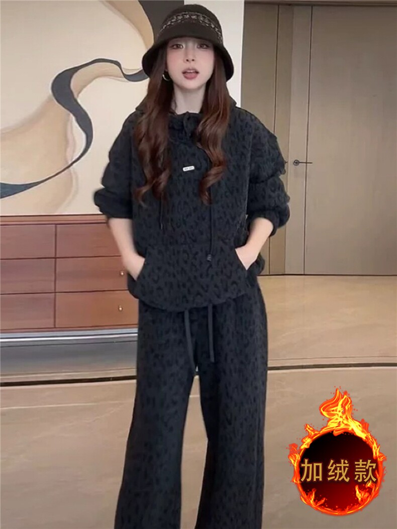 韩系宽松显瘦时尚套装女秋冬新款豹纹套头连帽卫衣直筒长裤两件套,女装套装/套裙,江南