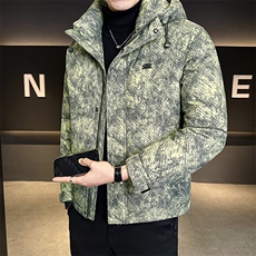 绿色