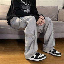 灰色