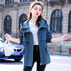 风衣女短款2025早秋新款胖MM200斤显瘦减龄高级感小个子大衣外套图片