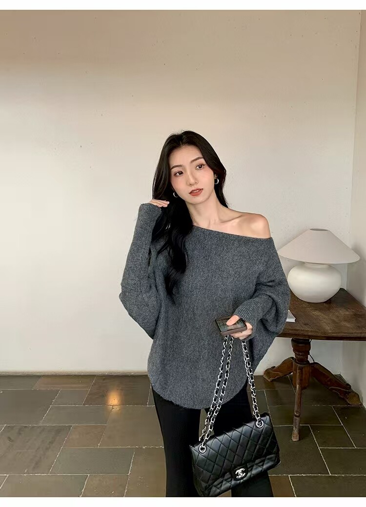 2025年秋季新款百搭12针一字领蝙蝠袖毛衣，女装针织衫/毛衣，米咔羊绒