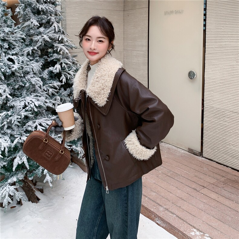 羊羔毛翻领加绒加厚皮衣外套女冬美拉德复古气质洋气上衣，女装皮衣，慧峰