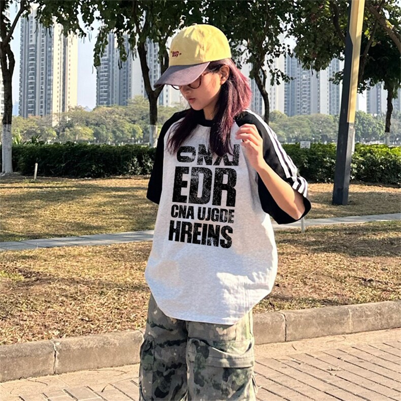 抖音得物品质二开240克宽松纯棉美式潮牌插肩三杠织带短袖T恤,男装T恤,电商A486