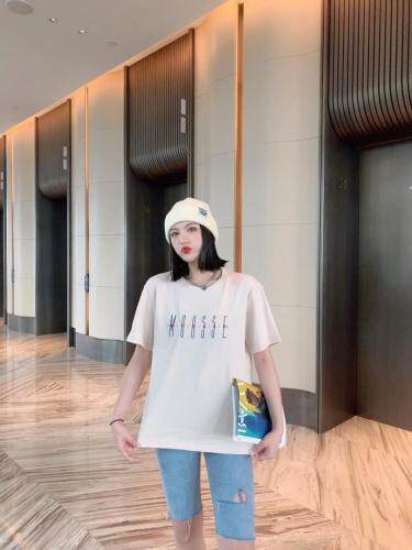 T恤，女装T恤，生活舞台