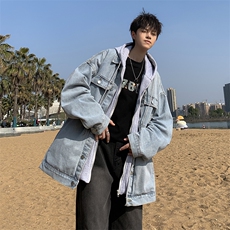 蓝色